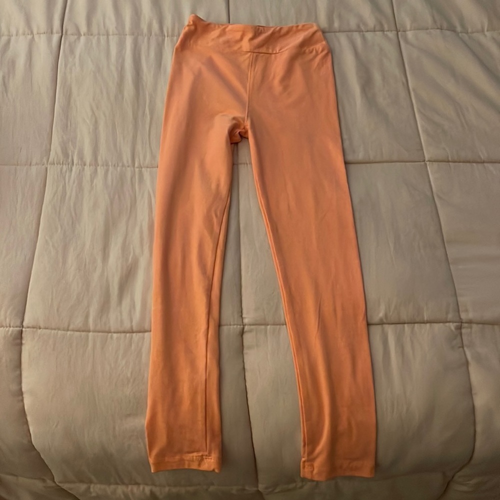 Cute pinkish orange leggings
